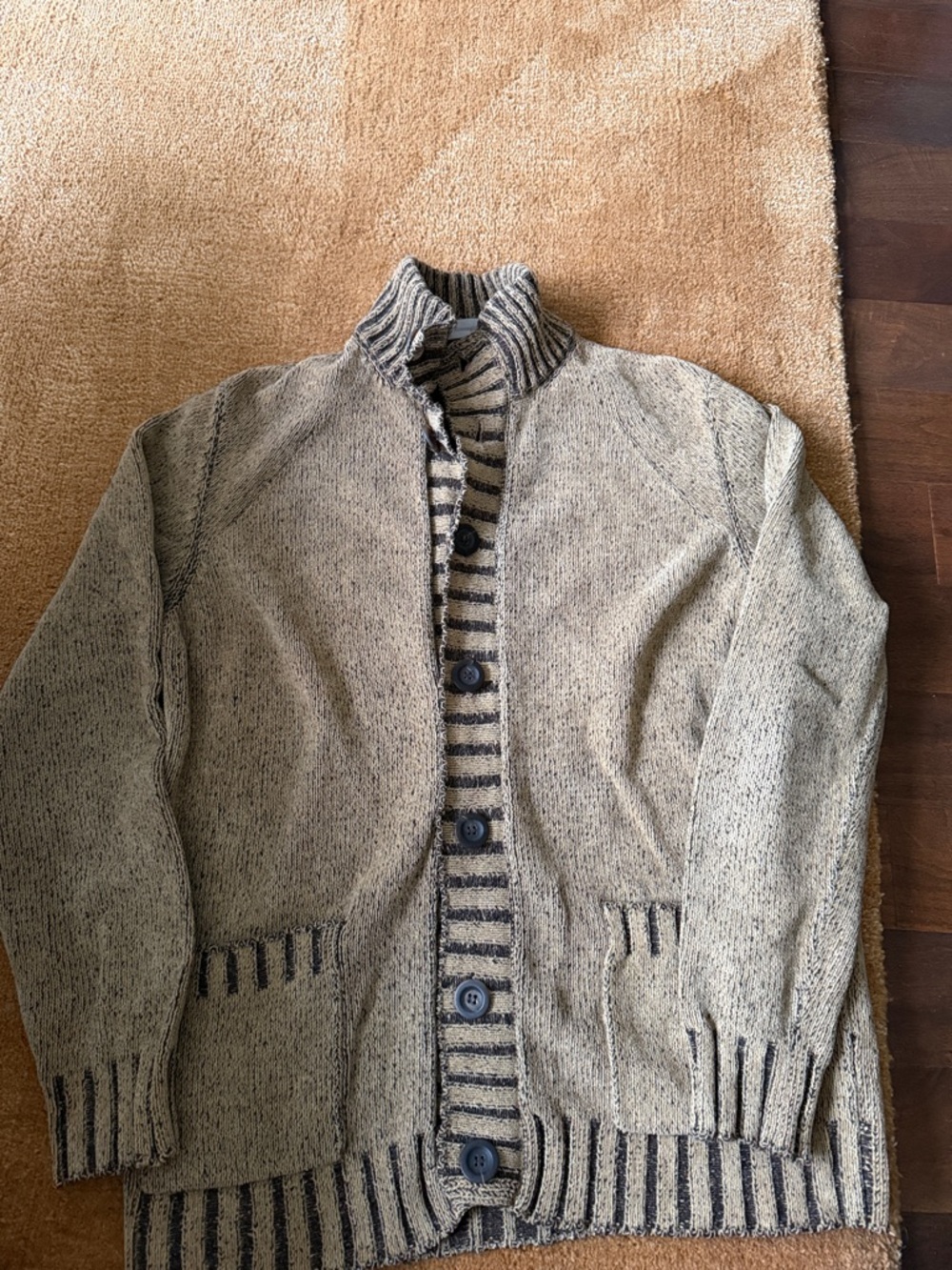 Knit beige vintage cardigan